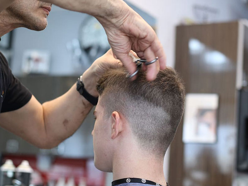 پیرایشگری مردانه ✂️ (کوتاهی مو)